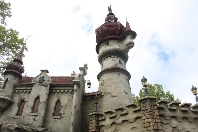 Le décor des Six Cygnes dans le Bois des Contes d’Efteling